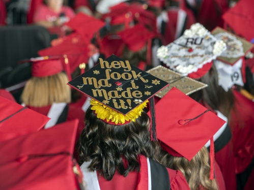 Custom message on mortar board "Hey Look Ma, I Made It!