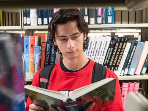 Student in library